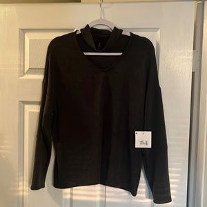Sweater Lightweight knit choker style